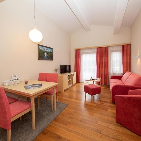 Arabella Golf- Und Ski-Appartement Целль-ам-Зеє Екстер'єр фото